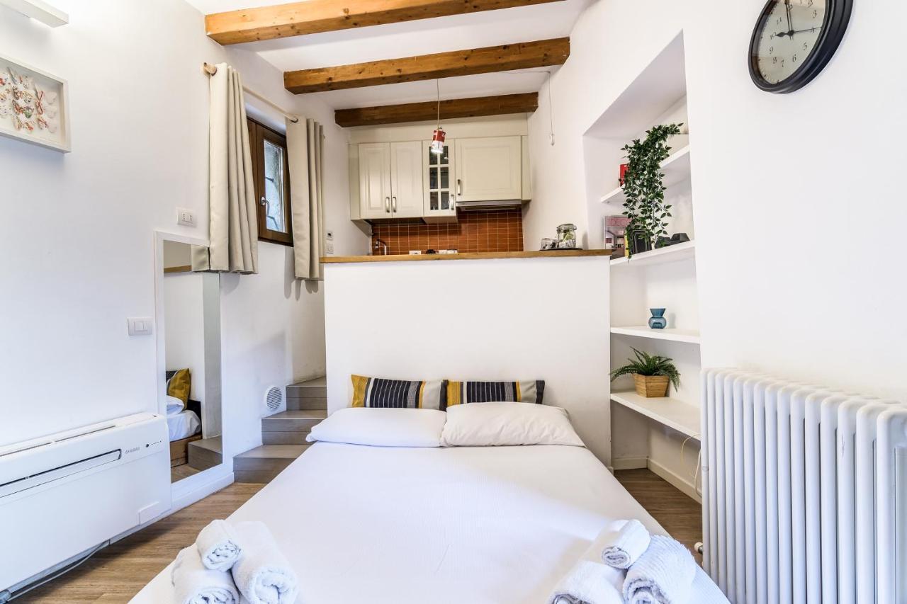 Secret Navigli Suite Милан Экстерьер фото